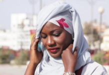 Oumy Ndour (Journaliste) : «Être voilée ne veut pas dire s’enfermer»