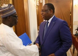 Niasse sur le départ : Le plan de Macky Sall pour sauver Benno