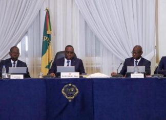 GOUVERNEMENT : MACKY SALL VA CHAMBOULER SON ÉQUIPE