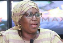 PENDA MBOW : « IL Y A COMME UNE FOLIE COLLECTIVE QUI S’INSTALLE AU SÉNÉGAL »