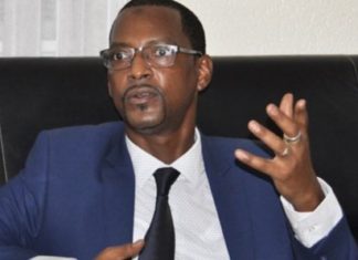 EXCLUSIF : LE DIRECTEUR DES DOMAINES OFFRE 5000 M2 À UN MINISTRE ET IRRITE SA TUTELLE ABDOULAYE DAOUDA DIALLO