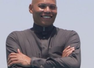 COVID-19 : KARIM WADE FAIT UN DON DE 5000 KITS DE TEST RAPIDE À L’ÉTAT DU SÉNÉGAL