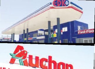 ENQUÊTE : LES VRAIS ENJEUX DU MORTAL KOMBAT ENTRE LA PÉPITE SÉNÉGALAISE EDK ET LE GÉANT FRANÇAIS AUCHAN