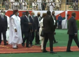 EXCLUSIF : SÉJOUR ÉLECTRIQUE DES FRÈRES ENNEMIS (MACKY, EMBALO ET CONDÉ) AU BURKINA À L’INVESTITURE DE ROCH KABORÉ