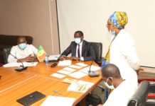 STRATÉGIE ANTI-COVID ET VISITE À L’INSEPS : LE DIRECTEUR DU COUD, MAGUETTE SÈNE, RASSURE LA COMMUNAUTÉ UNIVERSITAIRE