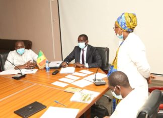 STRATÉGIE ANTI-COVID ET VISITE À L’INSEPS : LE DIRECTEUR DU COUD, MAGUETTE SÈNE, RASSURE LA COMMUNAUTÉ UNIVERSITAIRE