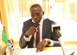 BTS TOURISME : LE MAIRE DE MALICOUNDA MAGUETTE SÈNE HONORE LES 5 MAJORS ORIGINAIRES DE SA COMMUNE