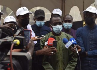 COUD : 200 000 MASQUES POUR BARRICADER LE CAMPUS CONTRE LA COVID-19 ET 550 MILLIONS POUR CONNECTER LES ÉTUDIANTS