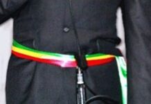 ENQUÊTE : POURQUOI LE POSTE DE MAIRE SUSCITE TOUJOURS AUTANT DE CONVOITISES