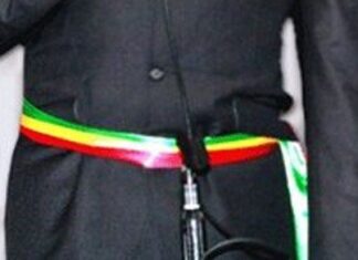 ENQUÊTE : POURQUOI LE POSTE DE MAIRE SUSCITE TOUJOURS AUTANT DE CONVOITISES