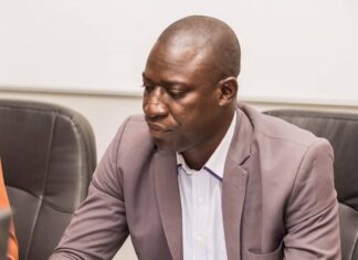 LE COORDONNATEUR DE FRATERNITÉ RÉPUBLICAINE, JEAN BAPTISTE DIOUF, RECADRE SERIGNE LAMINE SALL