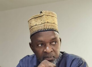 REGARD SUR LE CHAMP POLITIQUE SÉNÉGALAIS : TELS DES GRAINS DE SABLE DANS LES YEUX DE LA RÉPUBLIQUE, DES ÉPINES DANS LES PIEDS DE LA DÉMOCRATIE… (PAR ABDOU KHADRE GAYE)