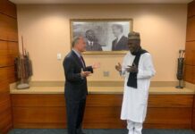 L’AMBASSADEUR DES ÉTATS-UNIS AU SÉNÉGAL MICHAEL RAYNOR REÇOIT LE PRÉSIDENT DE L’EMAD ABDOU KHADRE GAYE