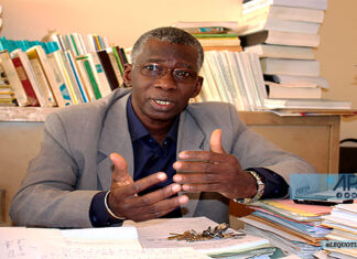 PR PAPE DEMBA SY : «LE RÉFÉRENDUM DE 2016 A DIVISÉ LA GAUCHE AU SÉNÉGAL»