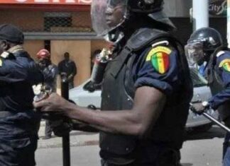 (VIDÉO) SÉNÉGAL : LA POLICE ANNONCE DES POURSUITES CONTRE UN DE SES AGENTS