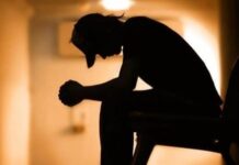 ENQUÊTE : COMMENT LA SOLITUDE CAUSE 100 MORTS À TRAVERS LE MONDE PAR HEURE